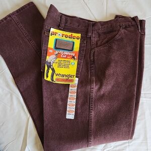 Wrangler Cowboy Cut Jeans in Rich Burgundy